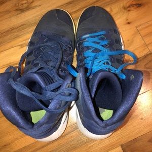 Nike hyperdunk basketball shoes